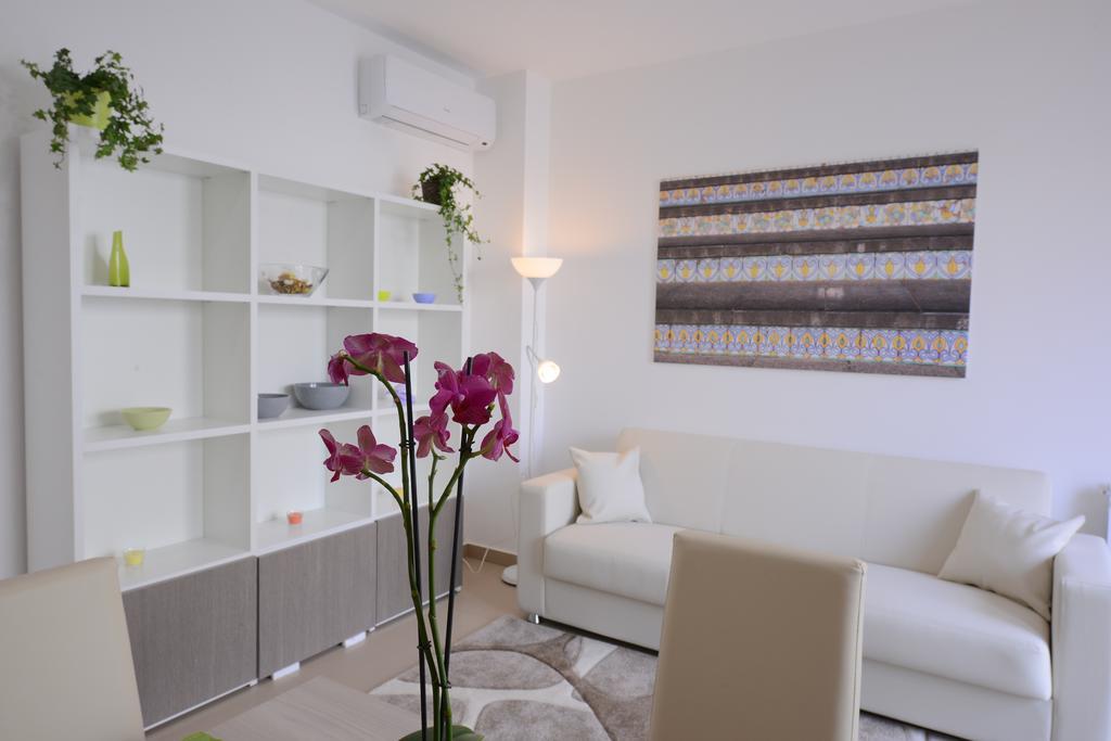 Residence Rapisardi By Receptio カターニア 部屋 写真